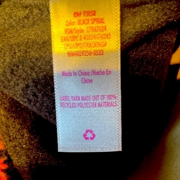 Justice Black Multi Color Beanie w/ pink faux fur pom pom NEW NWT Tween Teenager - Picture 5 of 7